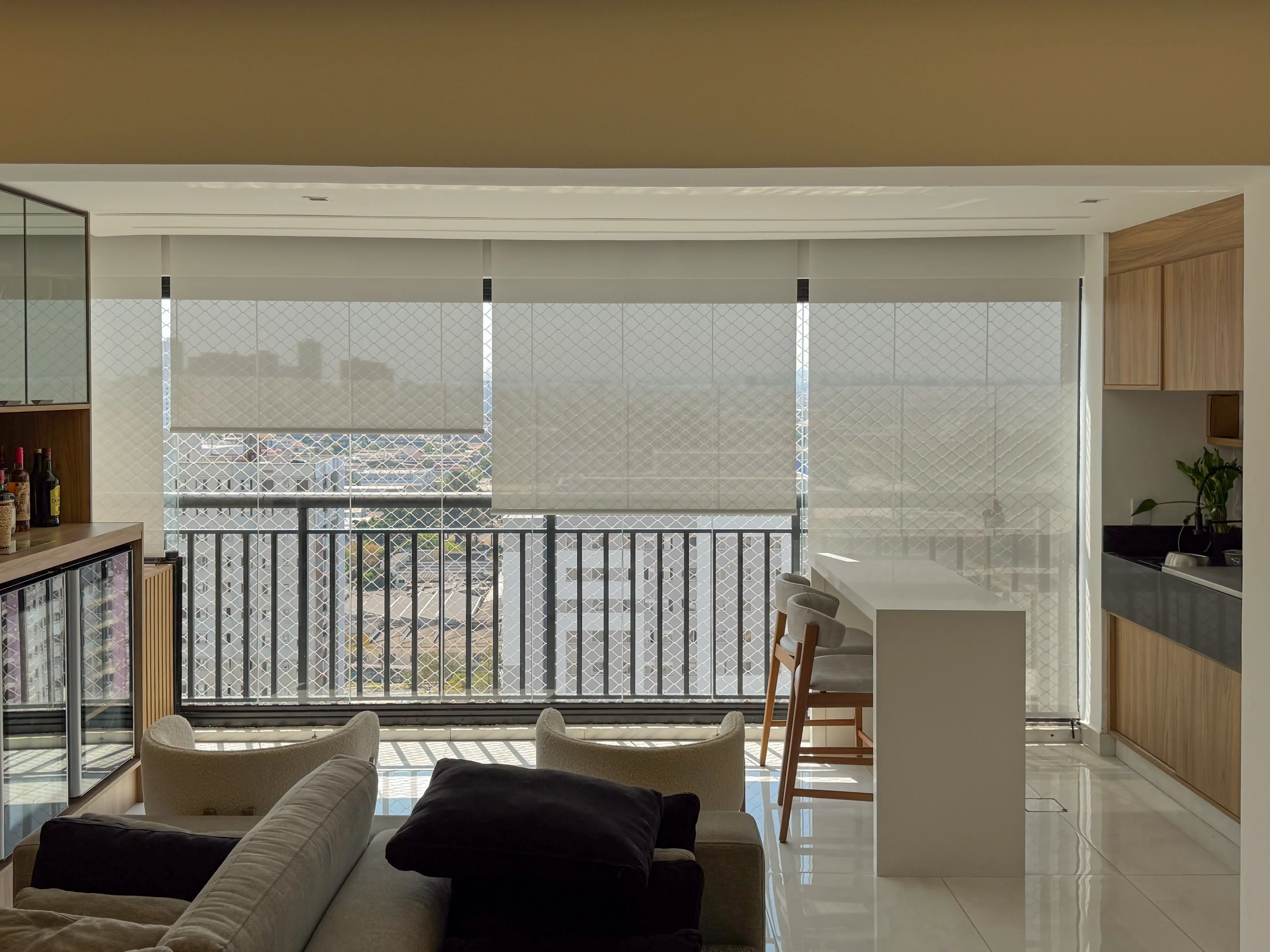 Cortinas e Persianas