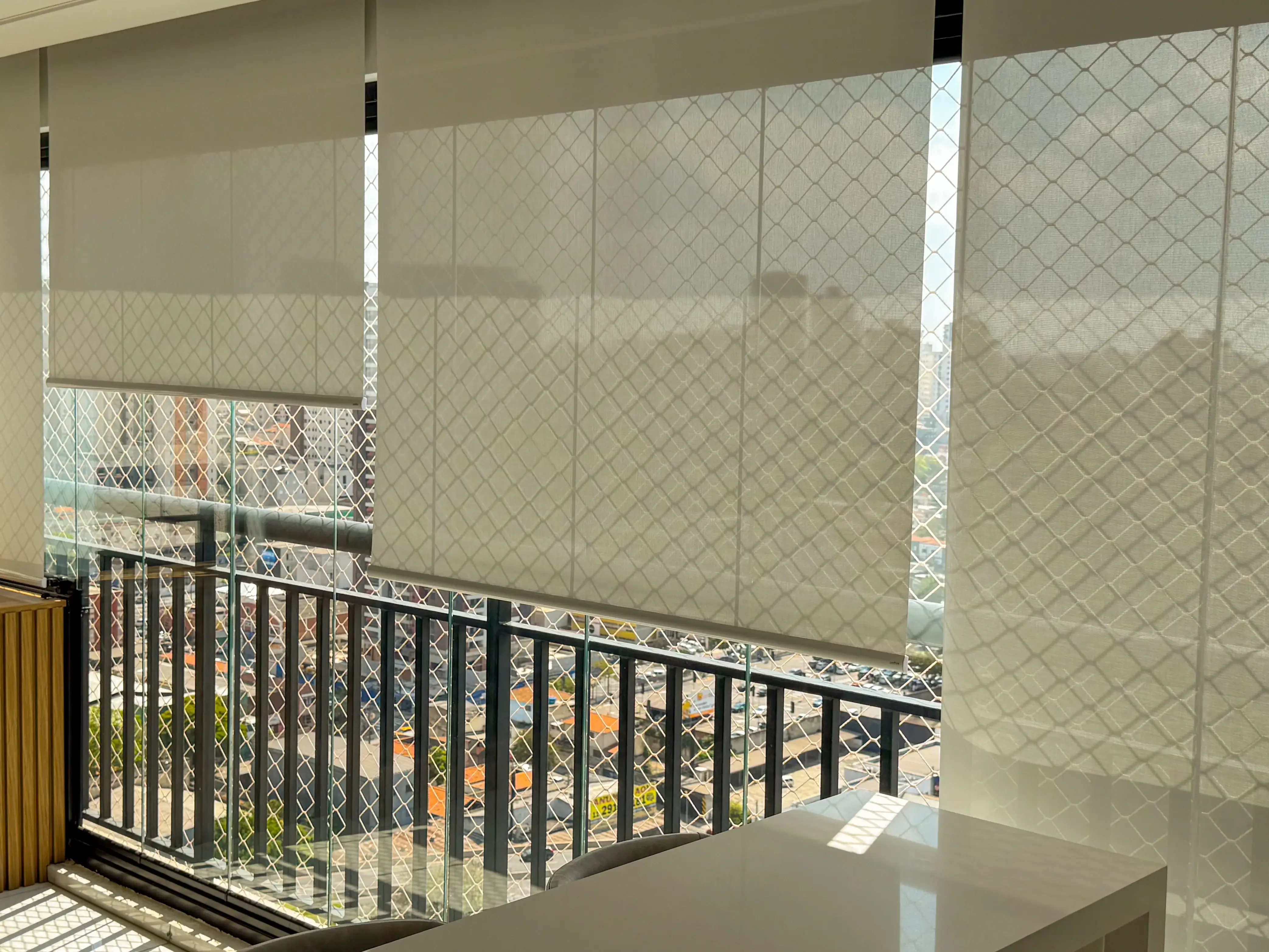 Cortinas e Persianas